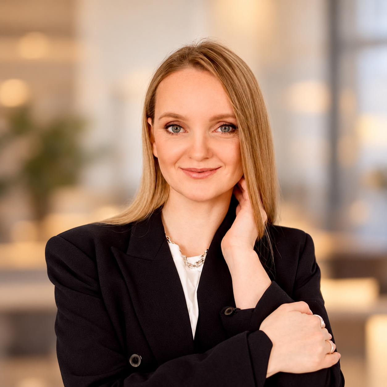 Iryna — ekspert kredytowy